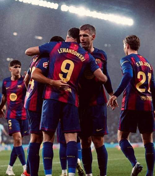 巴萨本赛季在进攻端火力全开17轮打进49球场均接近3球