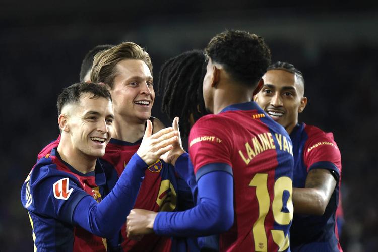 阿斯：因未提交验收证书，巴萨将在克鲁伊夫球场迎战瓦伦西亚