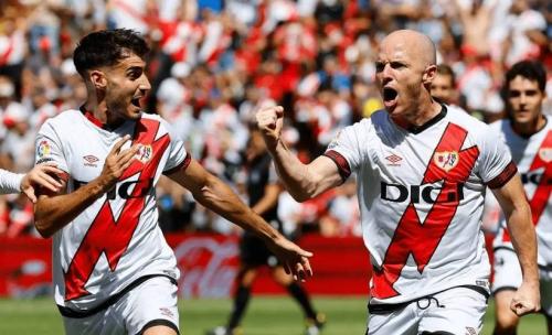 巴列卡诺主帅：在11打11的情况下，我们踢得比皇马好