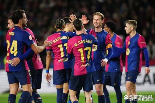 巴萨vs神户首发：亚马尔佩德里先发，加西亚首秀，拉什福德替补_1