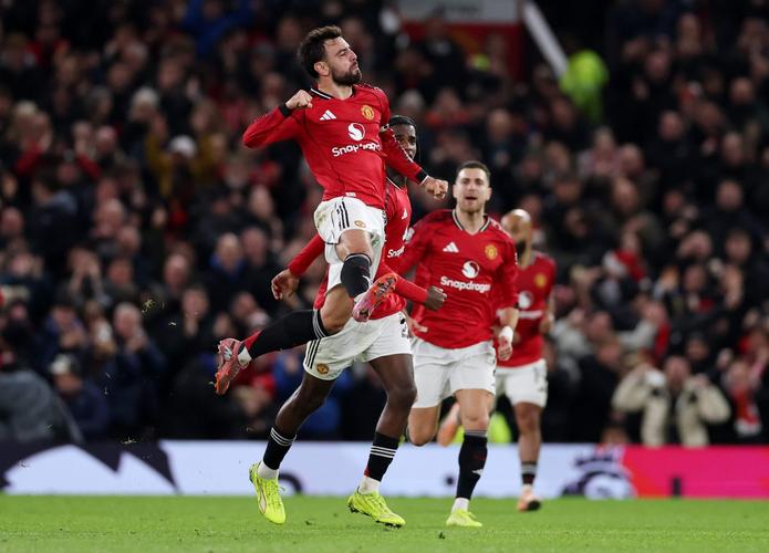 B费：成为曼联球员的这份责任很重，我们要习惯俱乐部的高期望