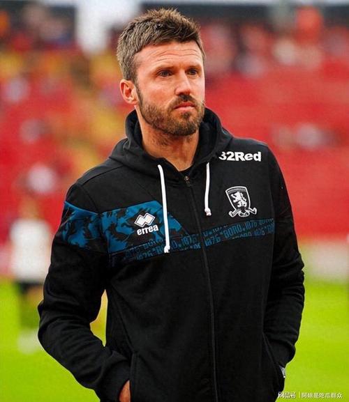 英超放弃索尔斯克亚，曼联为何选择卡里克出任临时主帅