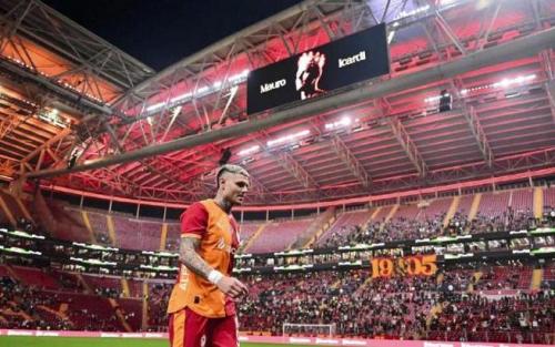 土超杯加拉塔萨雷v？加拉塔萨雷球员？